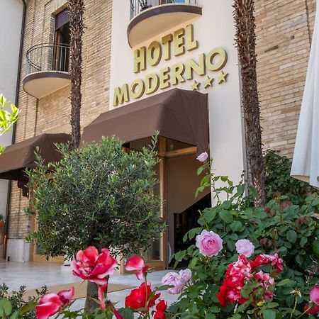Hotel Moderno Ασίζη Εξωτερικό φωτογραφία