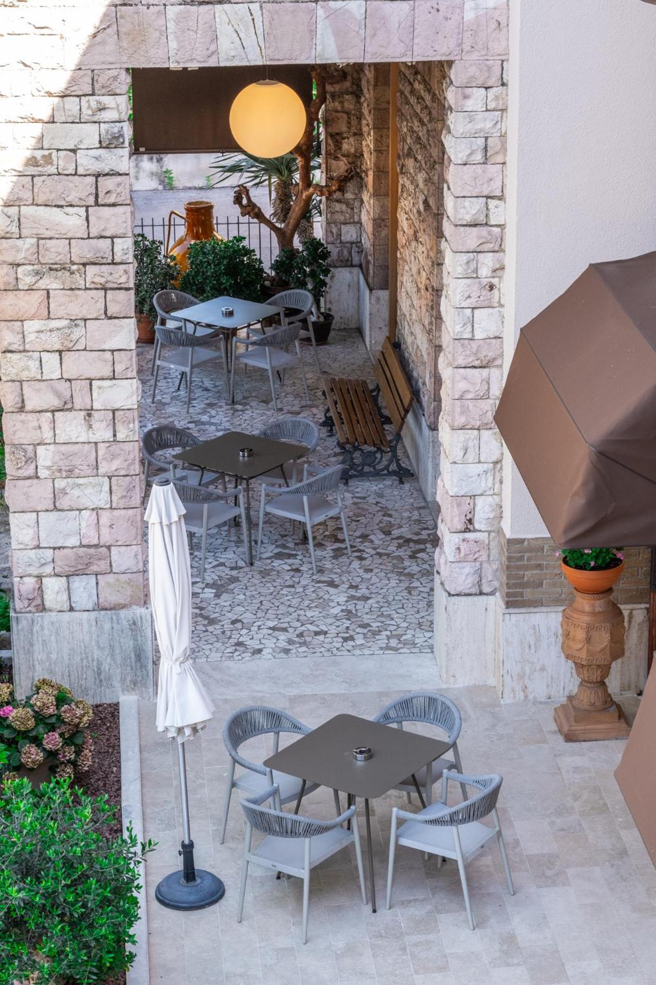 Hotel Moderno Ασίζη Εξωτερικό φωτογραφία