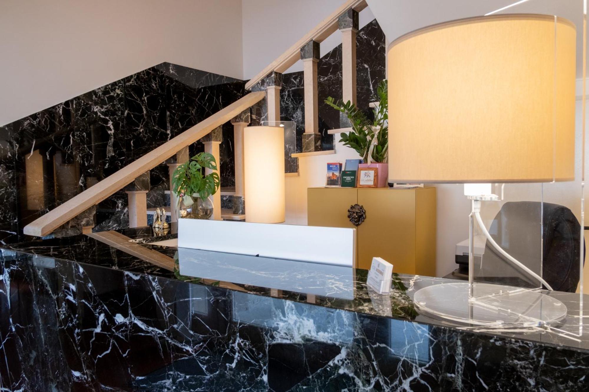 Hotel Moderno Ασίζη Εξωτερικό φωτογραφία