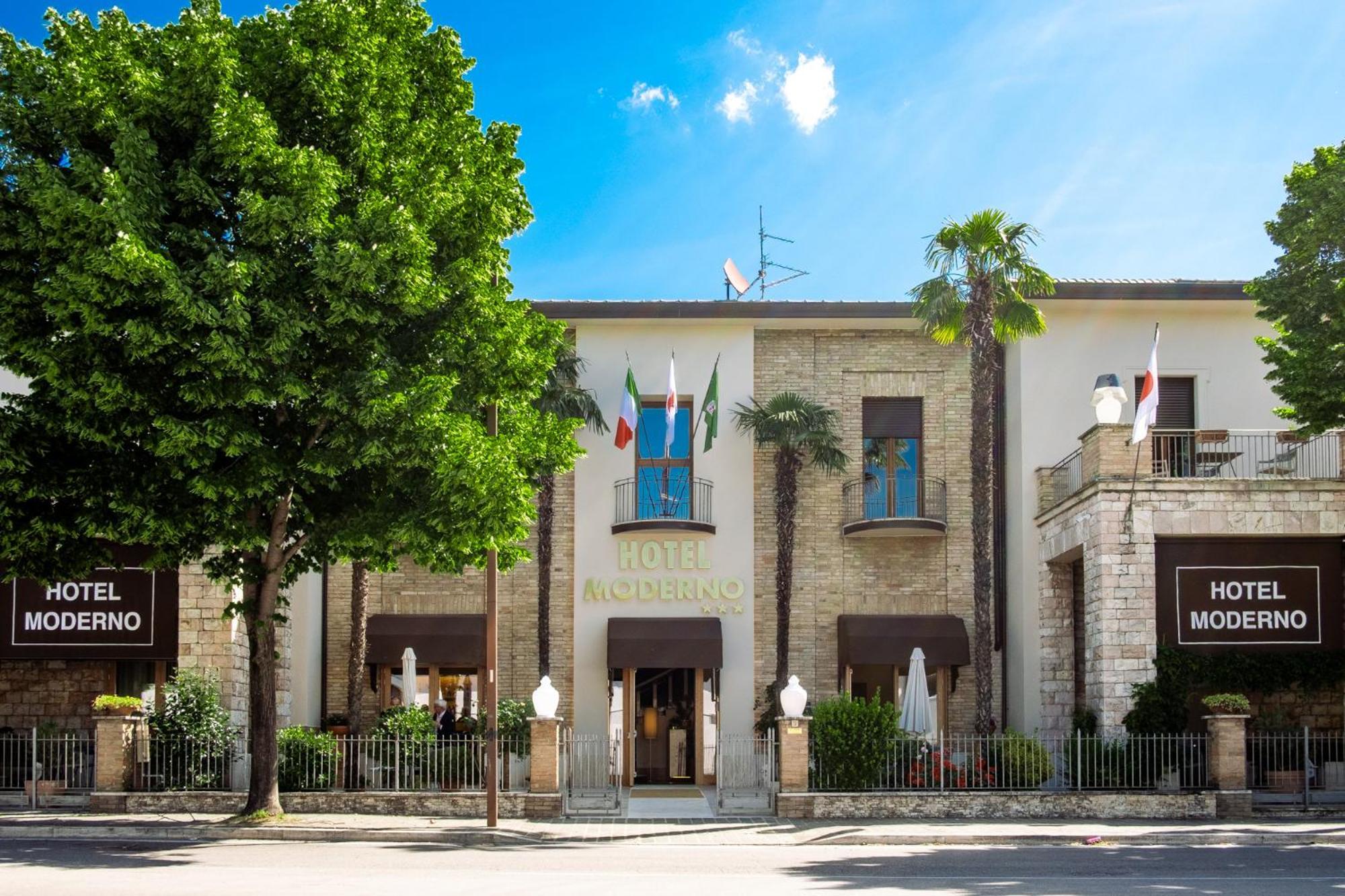 Hotel Moderno Ασίζη Εξωτερικό φωτογραφία