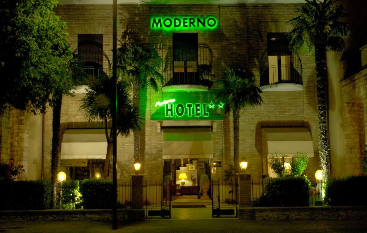 Hotel Moderno Ασίζη Εξωτερικό φωτογραφία